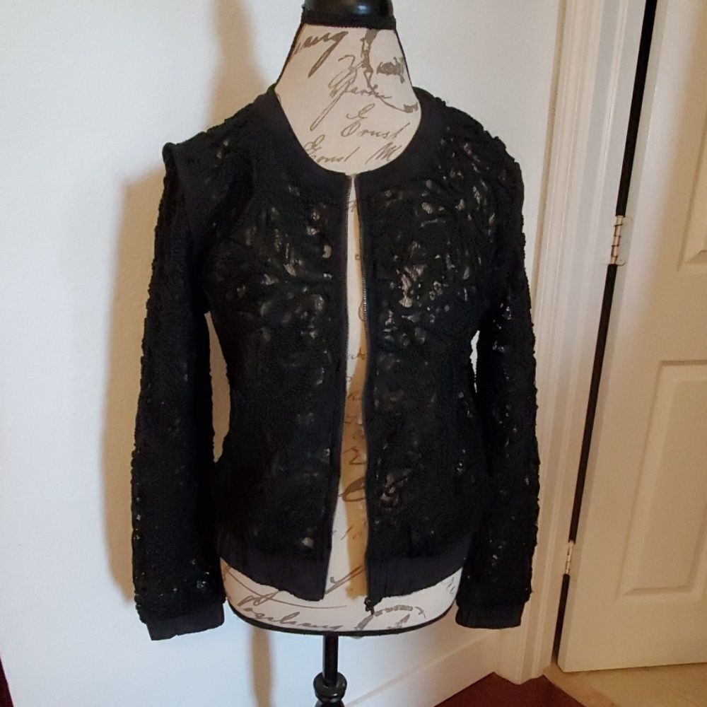 Super cute lace zip up Pixley jacket size M
